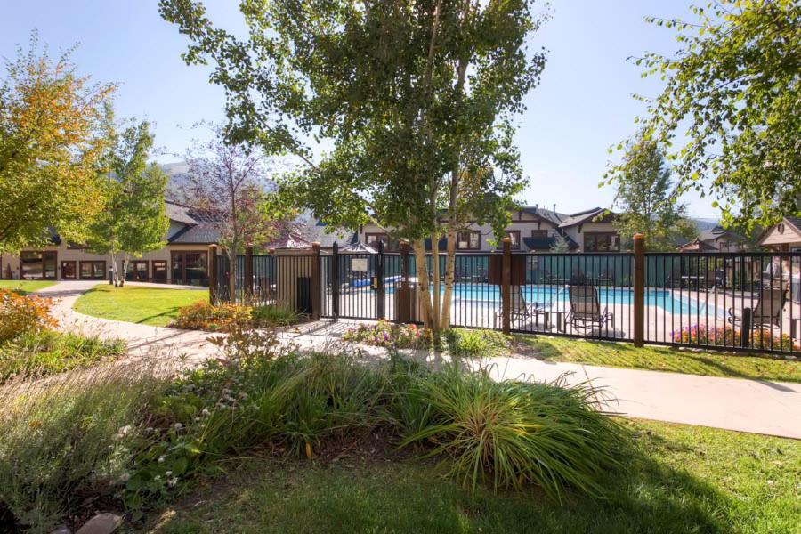 Eagleridge And Townhomes Ferienhaus *