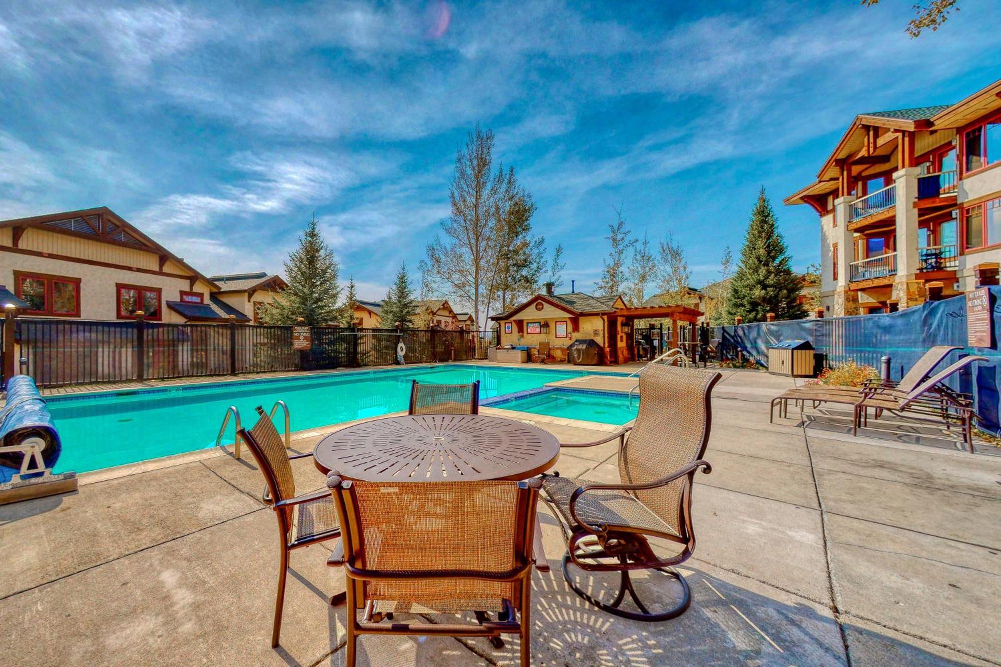 Eagleridge And Townhomes * Steamboat Springs